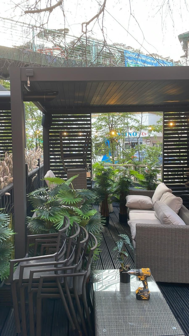 Laden Sie das Bild in Galerie -Viewer, Nova – Titan-Aluminium-Pergola, 4 m x 3 m, rechteckig – Grau 
