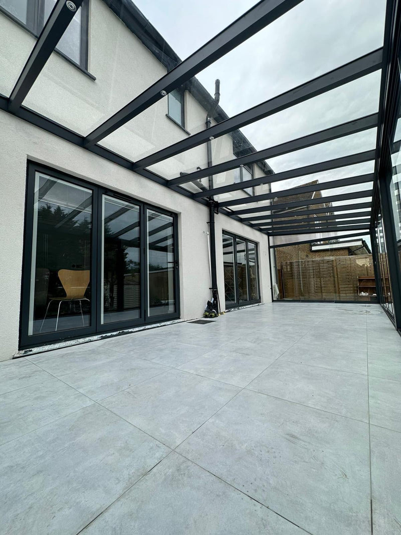 Laden Sie das Bild in Galerie -Viewer, Glass roof veranda 
