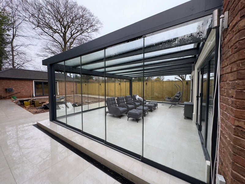 Cargue la imagen en el visor de la galería, Terraza de aluminio con solárium de vidrio Skyview UltraLine 
