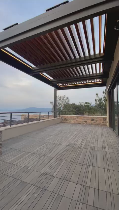 Cargar y reproducir video en Gallery Viewer, Matterhorn Rolling Roof Retractable Smart System Bioclimatic Pergola
