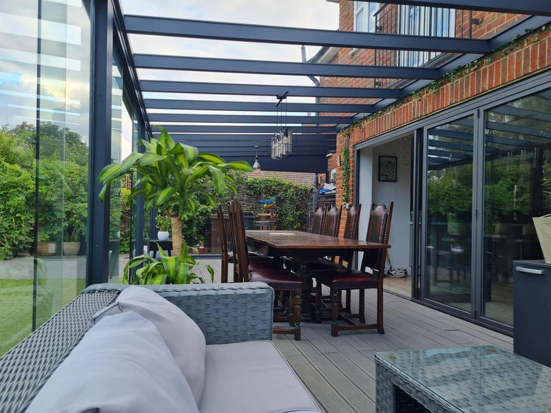 Laden Sie das Bild in Galerie -Viewer, Deponti 4x4m Skyline Aluminium Glasdach Pergola Veranda Grau 
