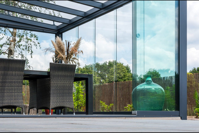 Laden Sie das Bild in Galerie -Viewer, Deponti 4x4m Skyline Aluminium Glasdach Pergola Veranda Grau 
